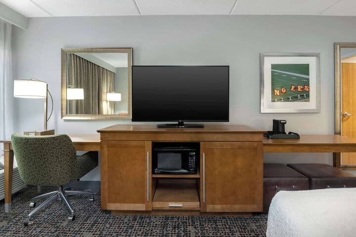 Room 11 of 36
